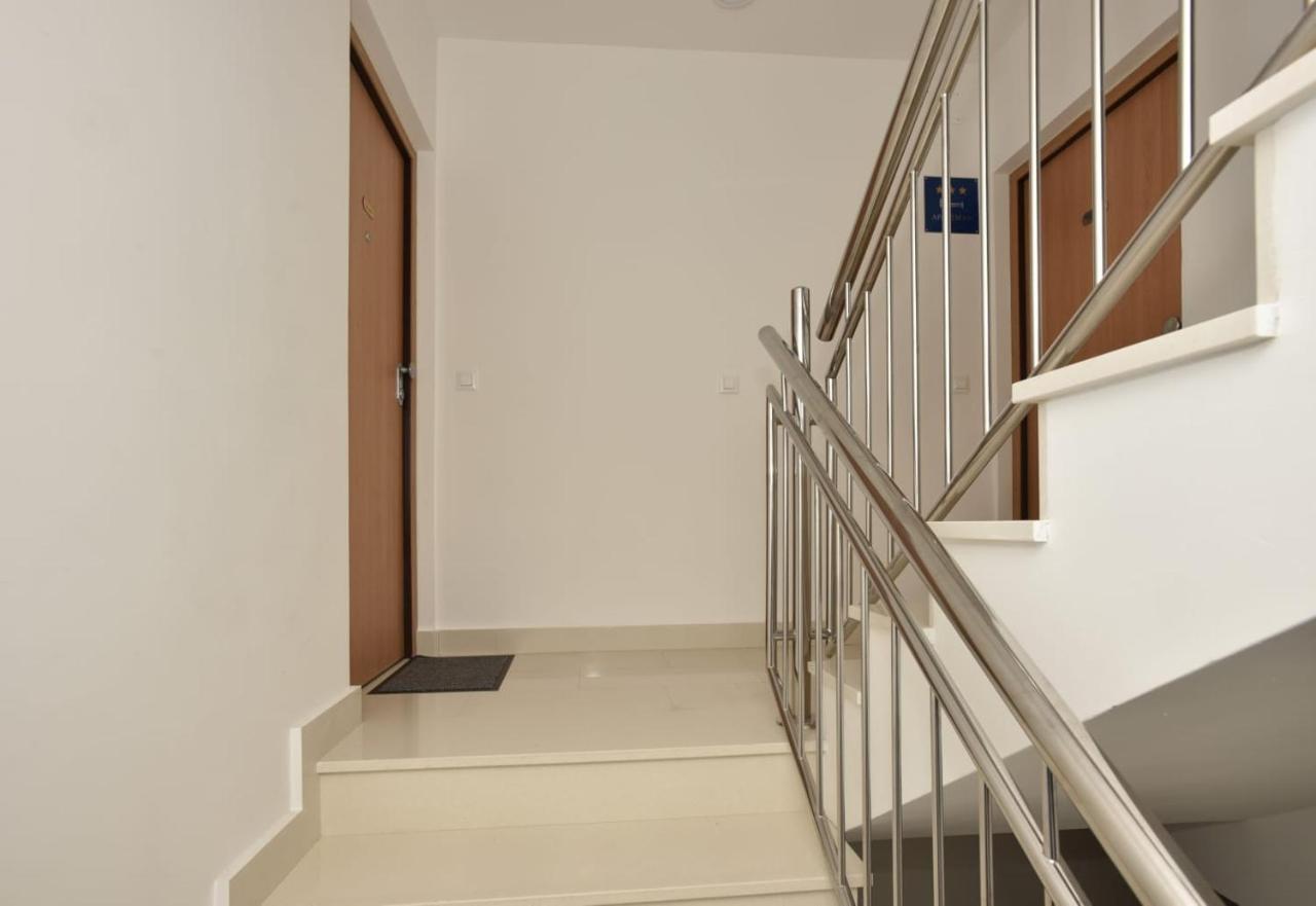 Apartment Anna A2+2 Makarska Exterior photo